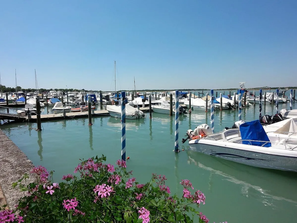 Franco - Appartamenti Bibione 0*,