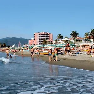 Lungomare , Savona Italien
